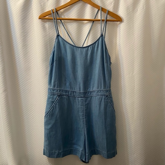 LOFT Pants - {Loft} NWT Chambray Denim Romper - Size 6